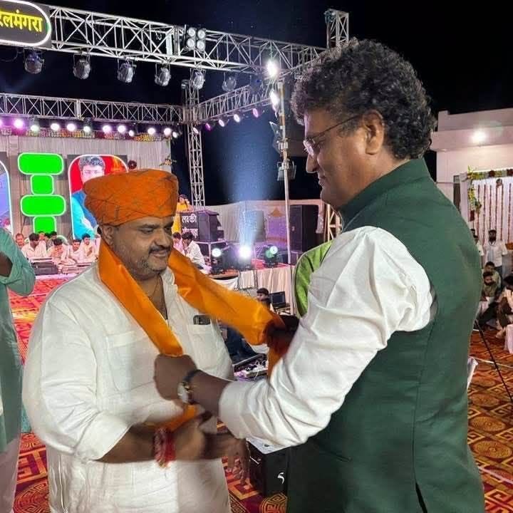 GovardhanSC's tweet photo. कांग्रेस के राष्ट्रीय सचिव व पूर्व राज्य मंत्री राजस्थान सरकार श्री धीरज गुर्जर जी को जन्मदिन की हार्दिक शुभकामनाएं।
@dgurjarofficial https://t.co/SAbWhEFOUO