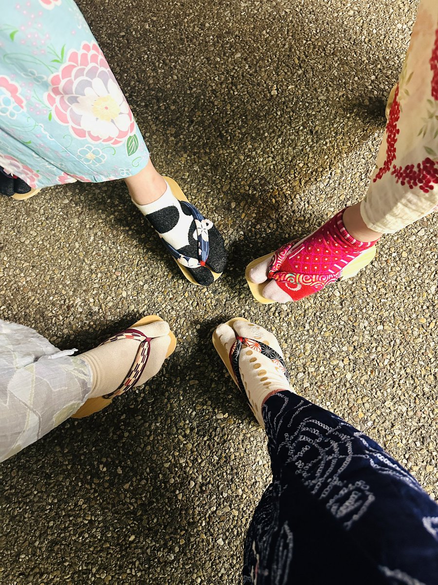 itsumi0616's tweet photo. 郡上の #徹夜おどり から帰宅。
お天気が心配だったけどたまに僅かにぱらつく程度。
楽しく下駄を鳴らすことができました☆彡
楽しかったー❣️ https://t.co/r8LlLY33dD