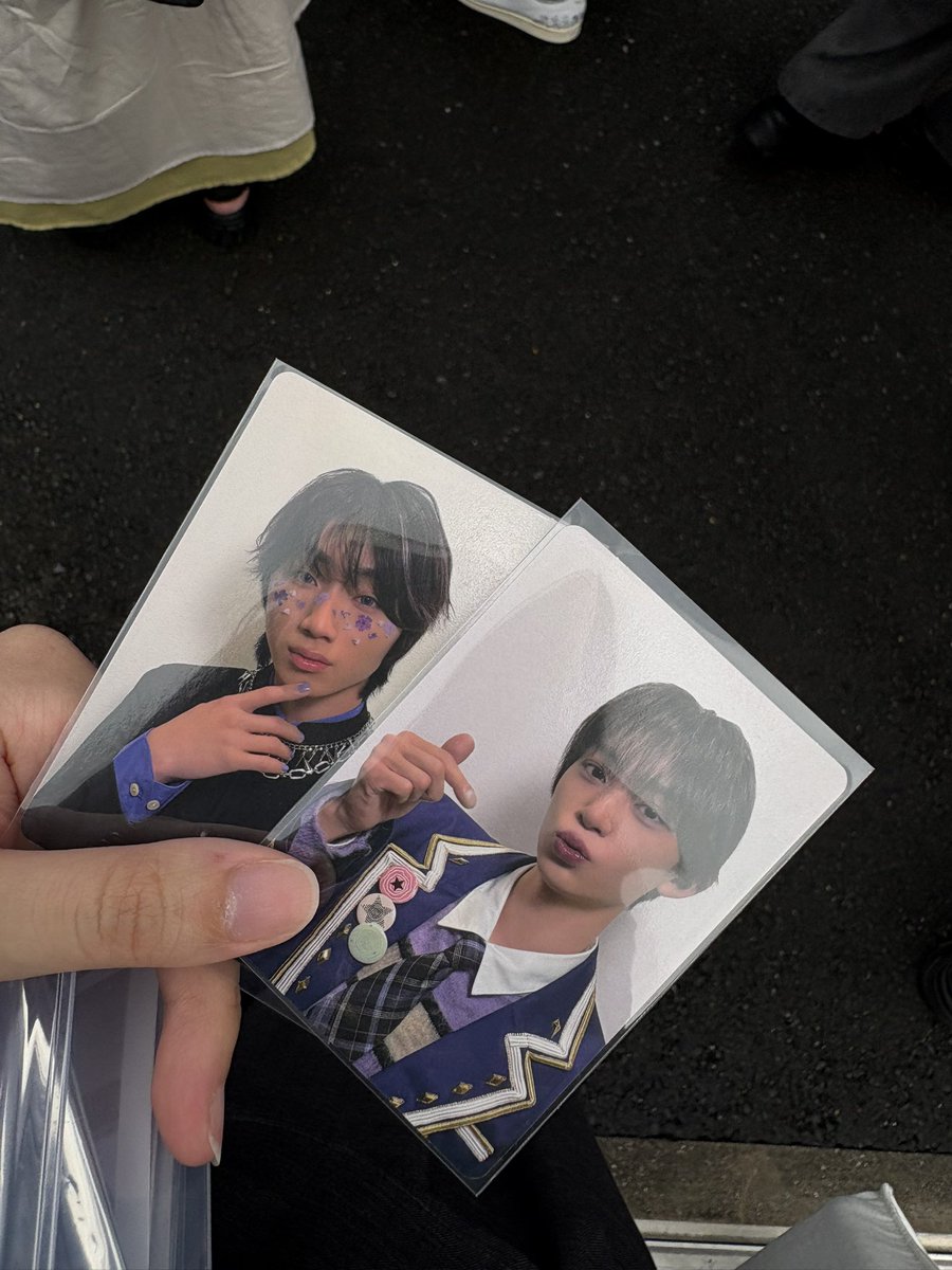 mimi__otaku's tweet photo. エビライ FCブース 両面トレカ 交換 EBiDAN

出）制服:近藤駿太/中村旺太郎
      ヒーロー:森田璃空/池田彪馬

求）リョウガ/桜木雅哉 吉田仁人/杢代和人
松村和哉/アロハ

同種同士の交換になります

本日手渡し
入口付近で開演前に交換可能な方
お気軽にお声掛けください✨️ https://t.co/TKvY3m0UTJ