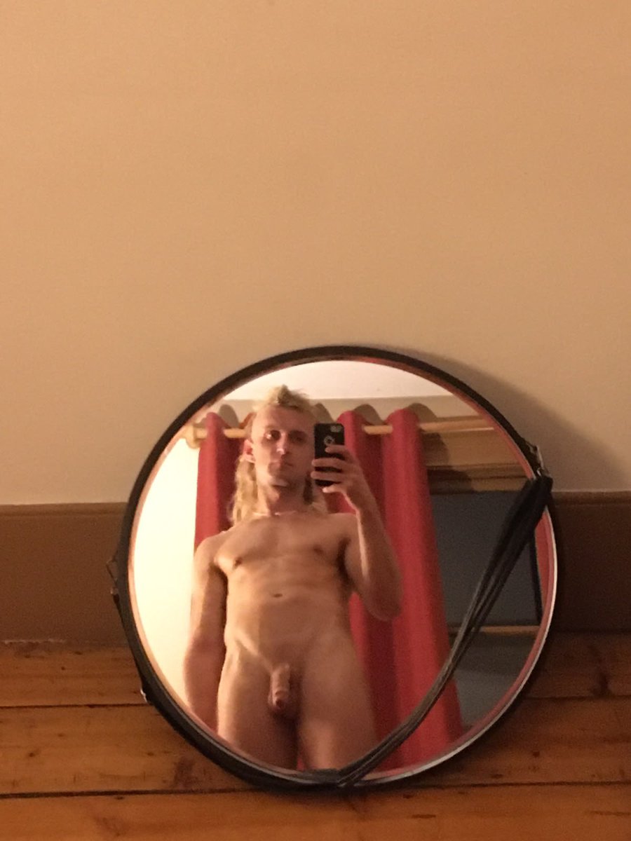 itspitXXX's tweet photo. Found a new mirror with a leather strap https://t.co/tAsB8crE7y