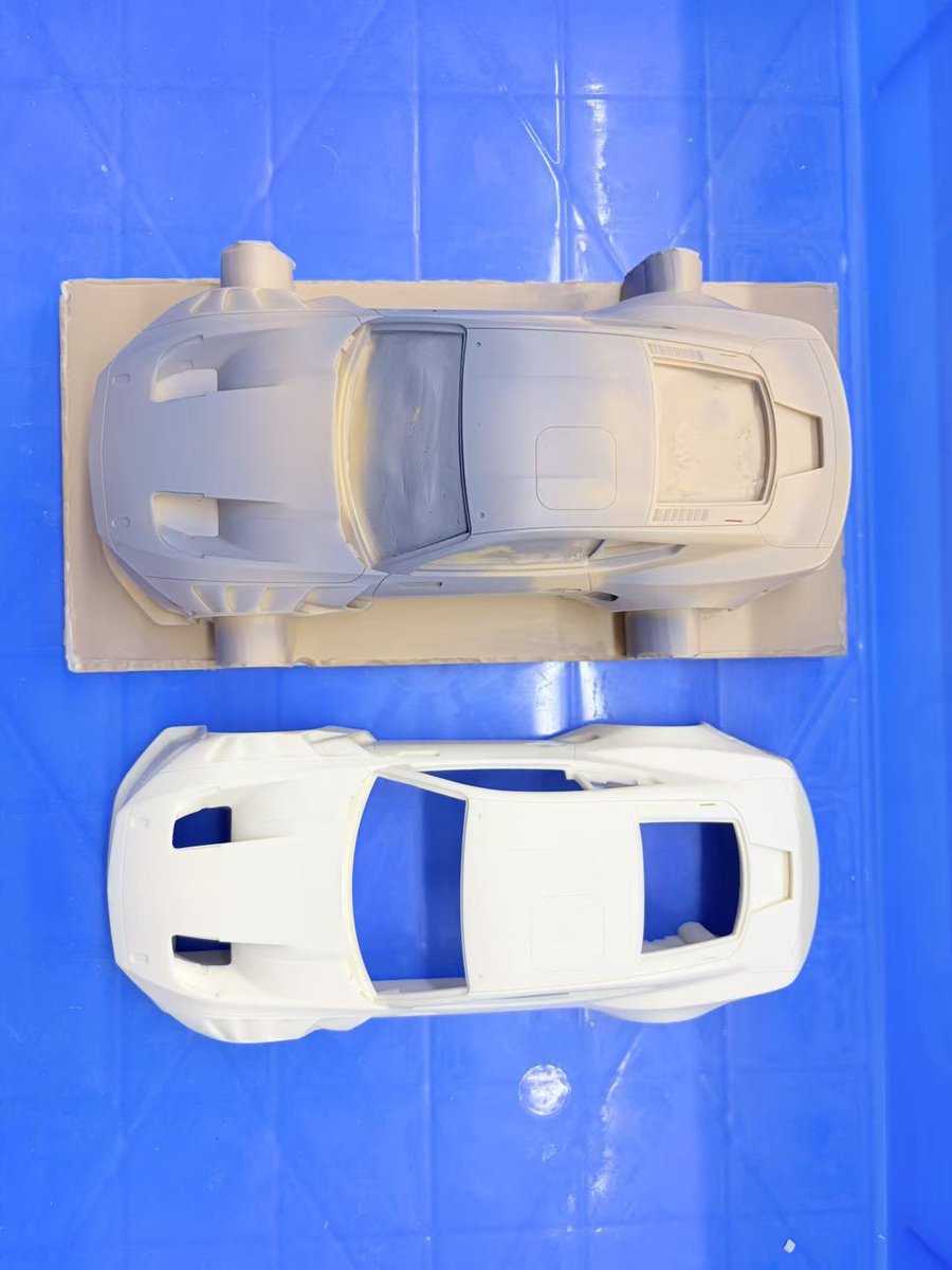 ken30718's tweet photo. The formwork turnover has progressed to the middle stage #ford #mustanggt3 #modelcar #pzymodel https://t.co/v4Og8nKawy