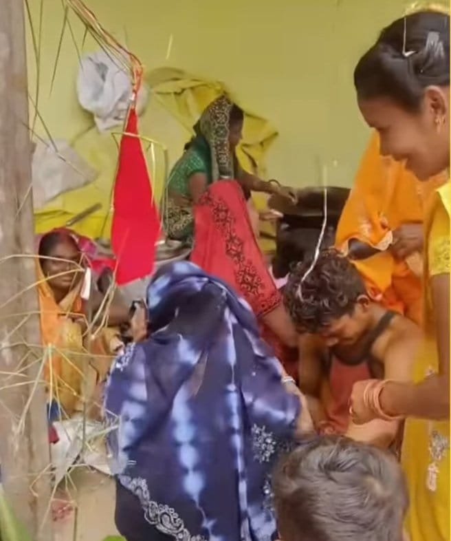 SaffronlionX's tweet photo. During a wedding celebration, a neighbour’s sister-in-law who had come from Delhi joined the haldi ceremony.
She first applied haldi to the groom’s younger brother and jokingly tried to tease him. When he refused to let her take the joke any further, she playfully covered his face with the pallu of her saree and pretended to give him CPR.
She continued the playful act for several minutes, leaving everyone around them laughing and wondering what was going on.
When people asked her what she was doing, she casually replied, “There is so much love between a brother-in-law and sister-in-law!”
What was supposed to be a fun wedding ritual quickly became an awkward and controversial moment, with many people feeling that such behaviour crossed the line of decency and turned a traditionally respectful relationship into a spectacle.