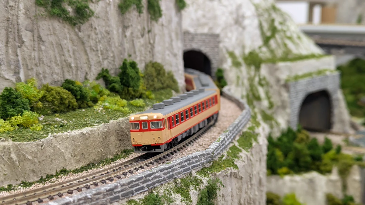 リマNスケール　エル特急セット 鉄道模型店 エルマートレイン日本製品 on X: 