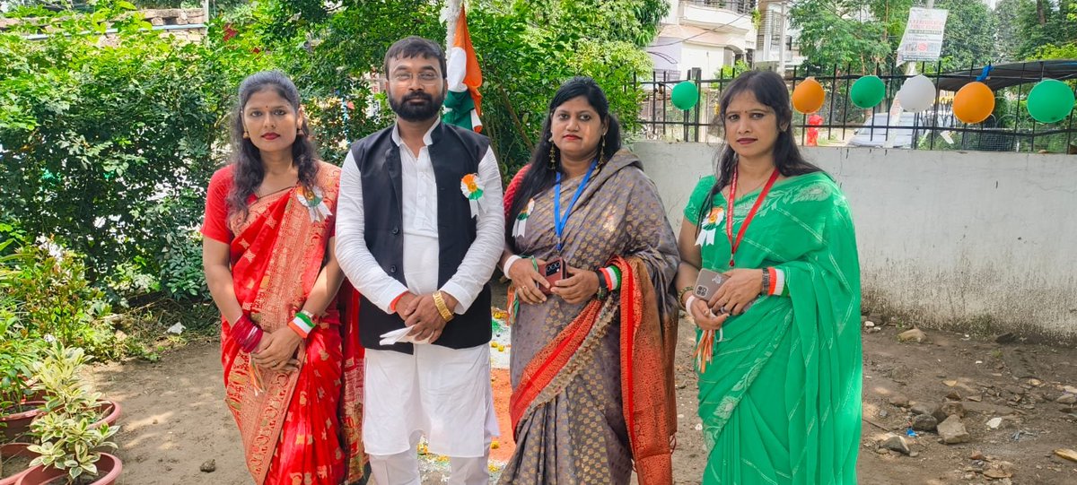 manarega_msvs's tweet photo. आज मनरेगा मजदूर सतत् विकास संगठन प्रदेश कार्यालय पटना मैं आज हमारे अध्यक्ष 80वां स्वतंत्रता दिवस के शुभ अवसर पर प्रदेश कार्यालय में झंडा तोलन का कार्य क्रम संपन्न हुआ आप  सभी देशवासियों को हार्दिक हार्दिक शुभकामनाएं https://t.co/XXFNkFQy4V