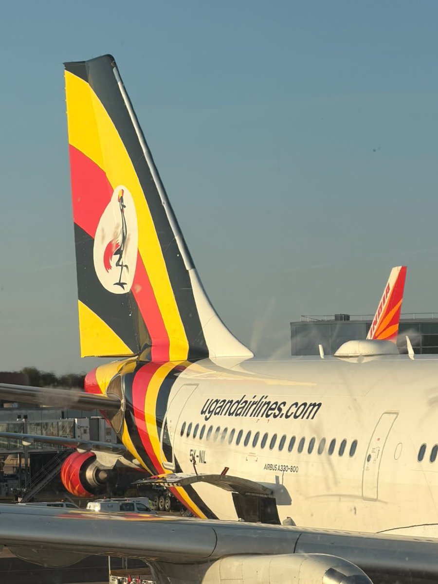 NellyKapo's tweet photo. Everything around Uganda Airlines today is legit 👌. Gatwick now is smooth, the plane is on ground, the handling is swift and organized. The last time was tiring! You would finish the hurdles of checking in and the plane is absent! New admin is on some drug🫡 it’s working 📌. https://t.co/4Lk70b9fzI