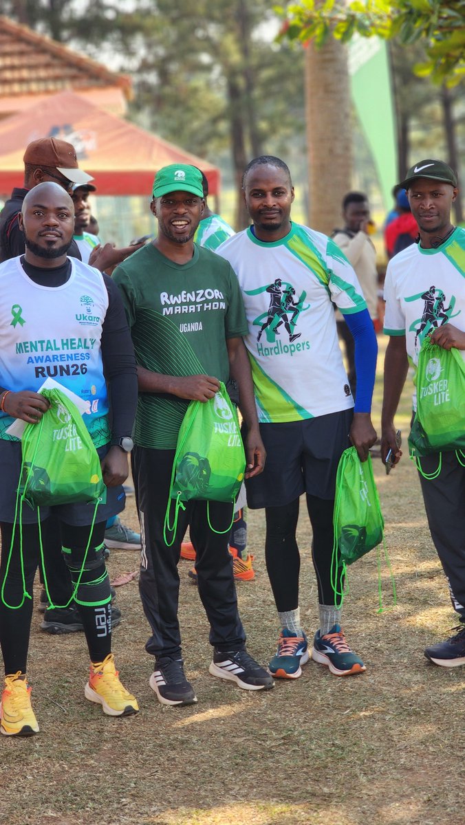 _JMAlex's tweet photo. Ready for 21km at the upcoming 5th edition of the #TuskerLiteRwenzoriMarathon. Kasese will ask for water. #HardloppersMbarara #KiriAhariiwe | @wekesa_amos @rkabushenga @MbararaCorpClub @omzigaba @Tusker_Lite https://t.co/V3v93hQZZU