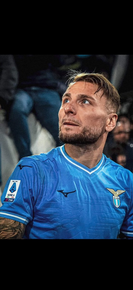 a_giovagnoni's tweet photo. Sei stato il Re, il nostro vanto più grande. Sei stato l’idolo, la forza, la bellezza, il Gol. Sei stato il Capitano. Sei stato la Lazio nostra. Sei stato la Storia, da oggi sei la Leggenda. Quanto ti ho voluto e ti voglio bene. Per sempre. Ciro #Immobile 17. https://t.co/VT3jAP5LsC
