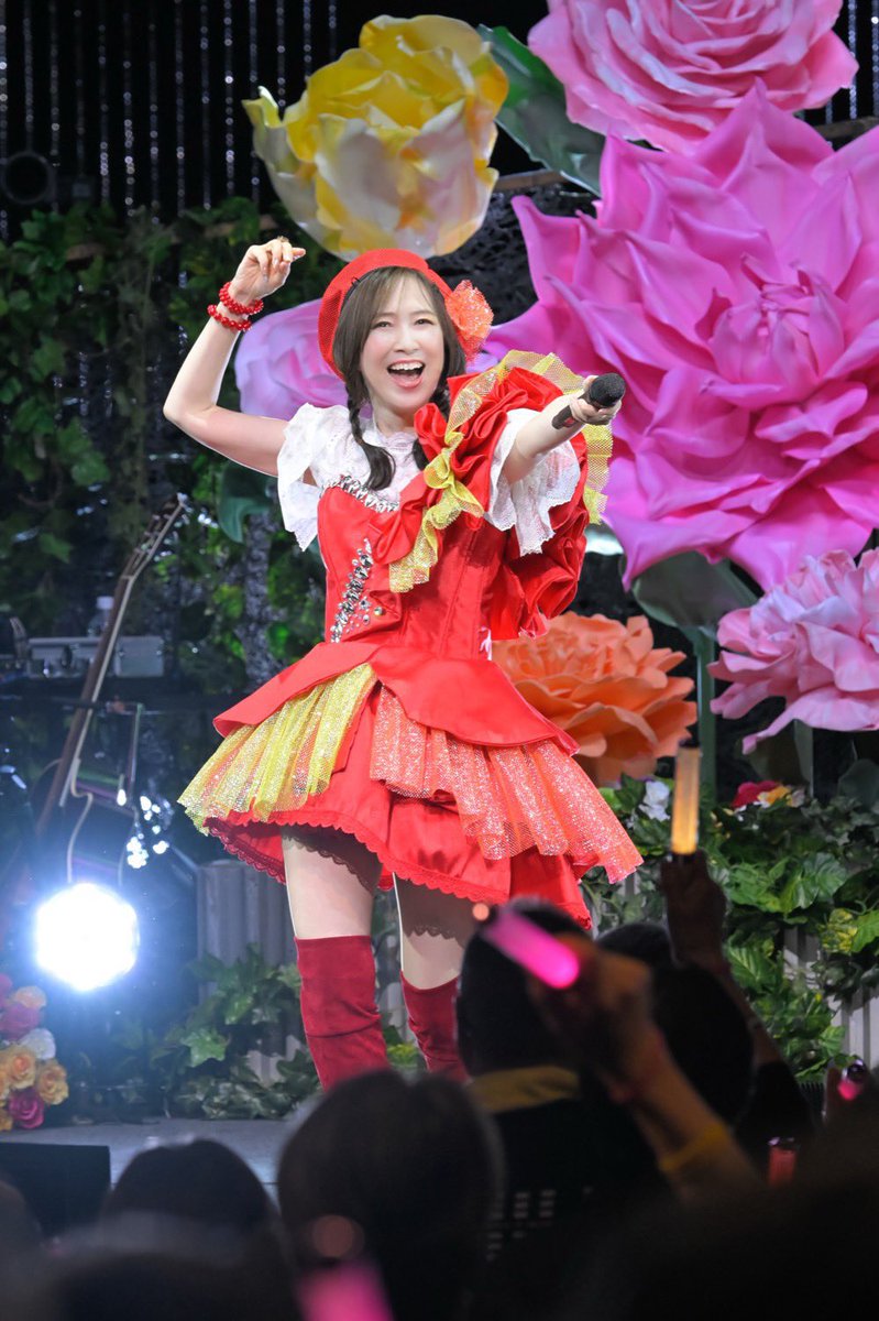 KuroNeco7ch's tweet photo. 令和に爆誕したアイドル界の申し子、森口博子ちゃん&amp;水樹奈々ちゃん https://t.co/nlUPlJ0kDp