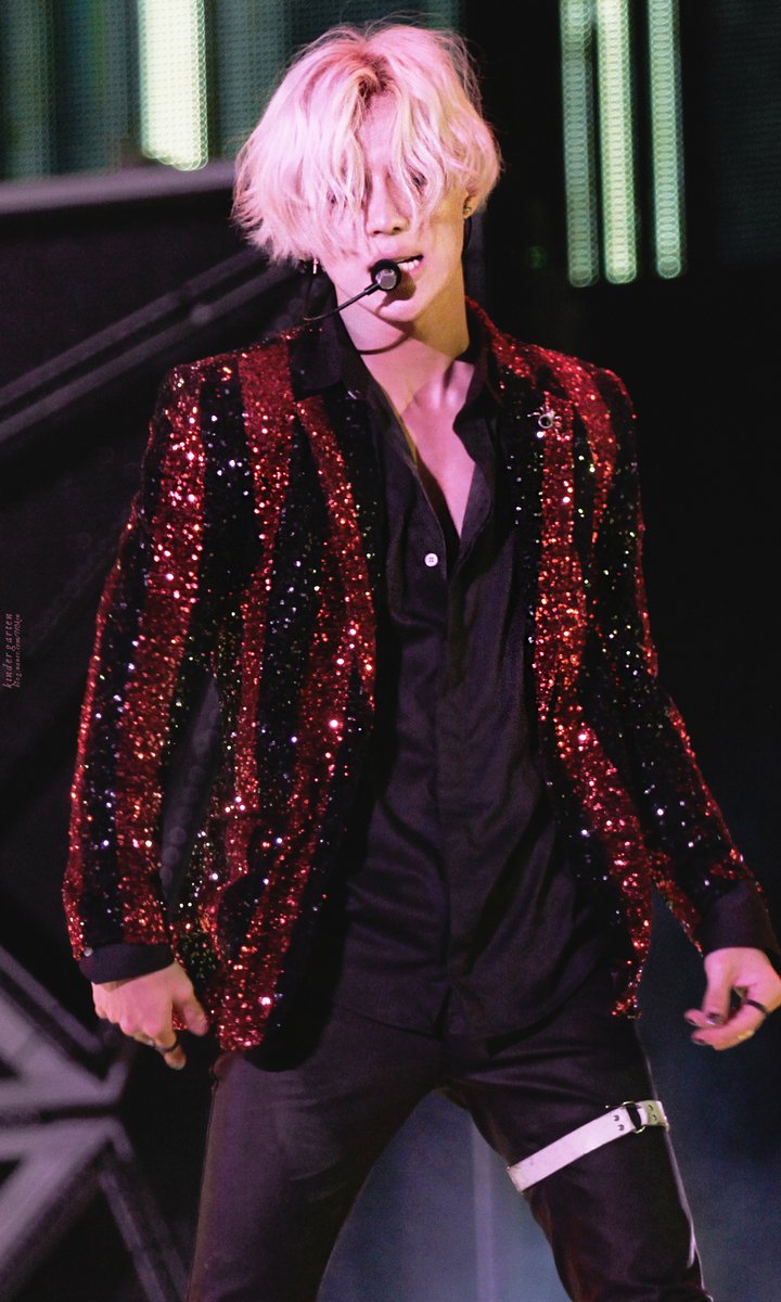 kin_718's tweet photo. 𝟐𝟎𝟏𝟒.𝟎𝟖.𝟏𝟓 

𝔸𝕔𝕖 ✧ 𝔻𝕒𝕟𝕘𝕖𝕣 ✧ ℙ𝕣𝕖𝕥𝕥𝕪 𝔹𝕠𝕪

#태민 #TAEMIN #テミン #泰民
#TAEMINSoloDebut_12th https://t.co/z6tGQ0Avue