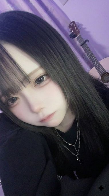 RafliNabilah's tweet photo. すみません、突然ですが本気で彼氏欲しいので募集します💦
条件↓

・風俗いかない（病気対策）
・なにかにやる気やこだわりがある
・話し合いができる
・一人の時間をとれる
・連絡は1日1回は取れる
・人のことを馬鹿にしない
・あとなんでもいい https://t.co/k2ltdNlDmA