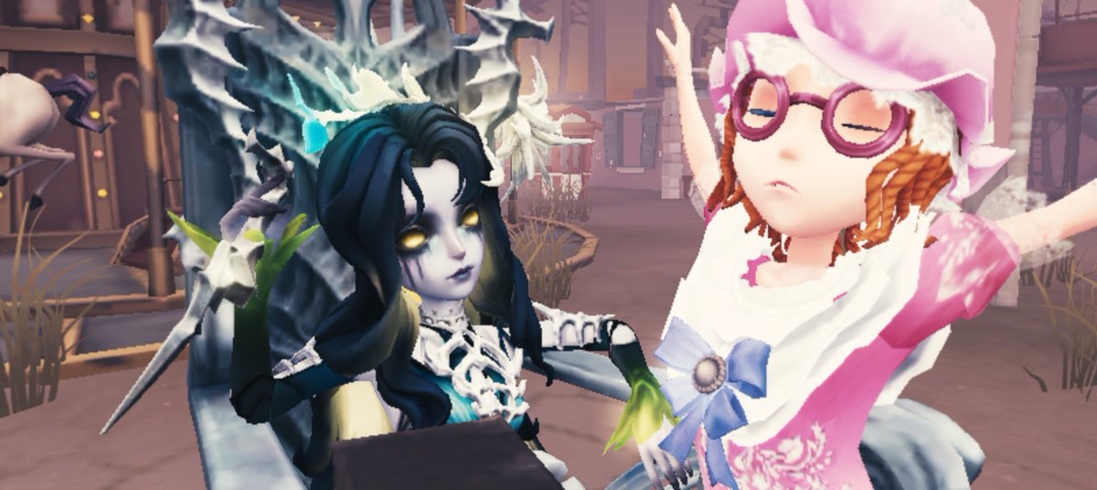 rottencakyy's tweet photo. Helegala slop👯👯👩‍❤️‍💋‍👩
#helegala #identityv https://t.co/OxaNwuH3nE