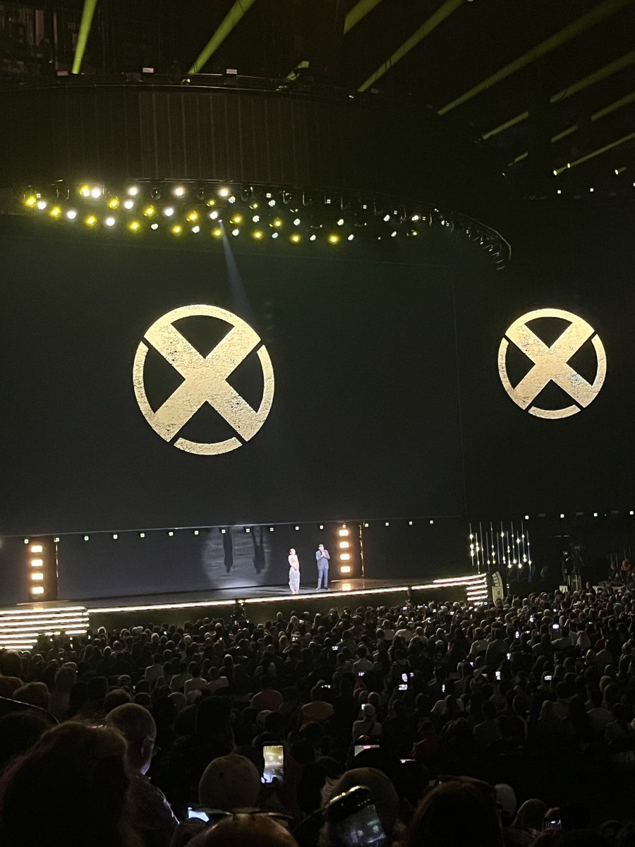 empiremagazine's tweet photo. The X-Men cast has just been confirmed on stage at #D23 – and they just met backstage for the first time:

Sadie Sink is Jean Grey
Kit Connor is Cyclops
Christopher Abbott is Professor X
Samara Weaving is Emma Frost
Inde Navarette is Rogue
Maya Boyd is Storm
Adam Driver is also in the cast
