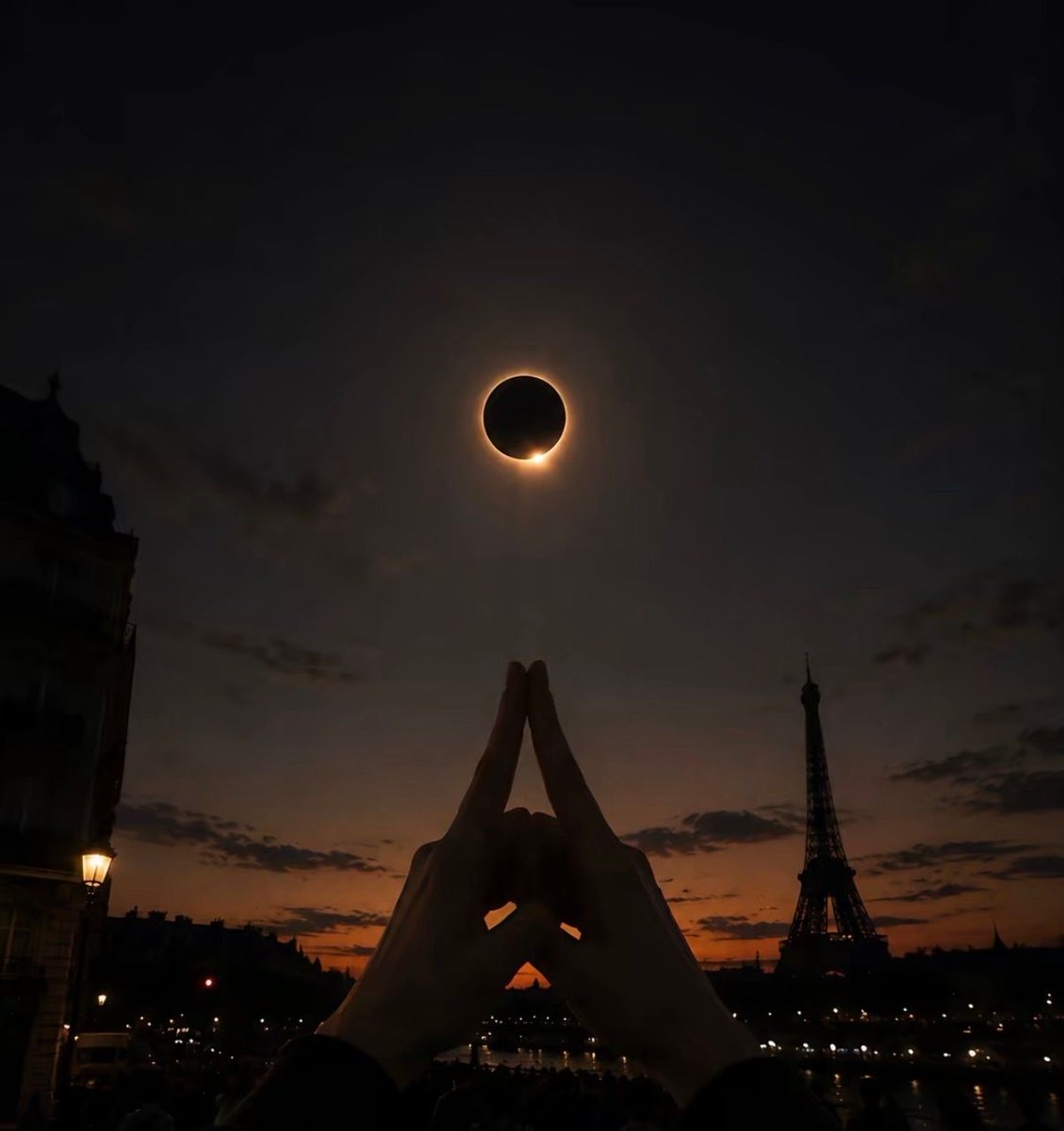 AnimeePost's tweet photo. Domain Expansion: Malevolent Shrine. https://t.co/E3JpL7Ncn2