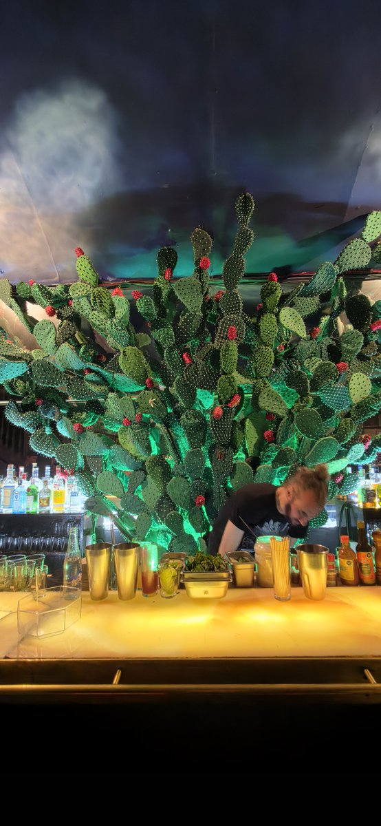 cdmx_a's tweet photo. Quien hoy en la Col. Juárez, estamos en Bar Milan https://t.co/ezMNQ7EjmO