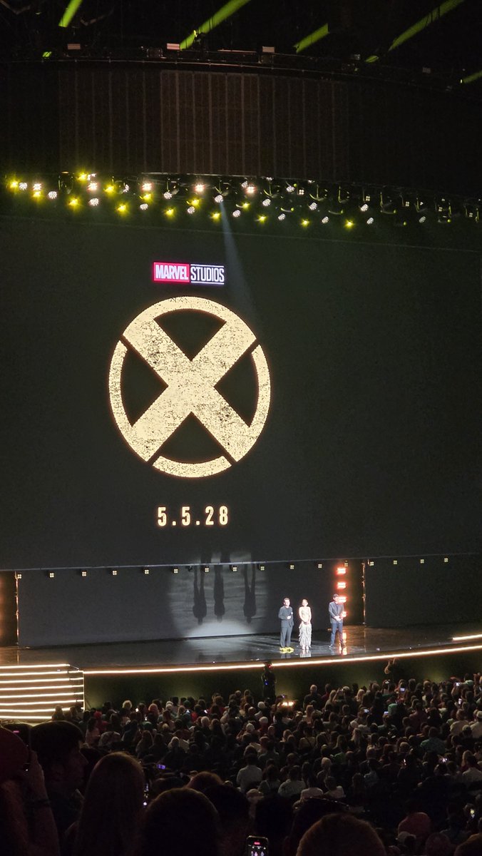 DrewDisneyDude's tweet photo. CURRENT MCU X-MEN CAST:

• Christopher Abbott as Professor X
• Kit Connor as Cyclops
• Sadie Sink as Jean Grey
• Inde Navarette as Rogue
• Adam Driver as Mr Sinister
• Maya Boyd as Storm https://t.co/QNKynjiR9O