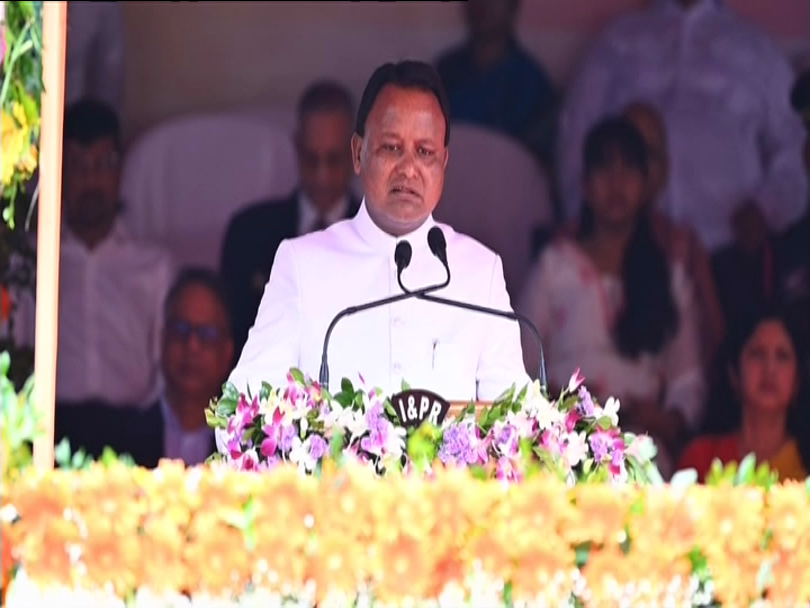 otvkhabar's tweet photo. #ପରୀକ୍ଷାରେ_ସାମନ୍ୟ_ତ୍ରୁଟି_ହେଲେ_କଡ଼ା_ଆକ୍ସନ
-ପରୀକ୍ଷା ମାଫିଆ ଓ ପରିଚାଳନା କରୁଥିବା ଅଧିକାରୀଙ୍କୁ କଡ଼ା ବାର୍ତ୍ତା
-ସାମାନ୍ୟ ତ୍ରୁଟି ବିଚ୍ୟୁତି ହେଲେ କଠୋର କାର୍ଯ୍ୟାନୁଷ୍ଠାନ ପାଇଁ ନିର୍ଦ୍ଦେଶ
-ସବୁ ପ୍ରାର୍ଥୀଙ୍କୁ ସମାନ ସୁଯୋଗ ଏବଂ ଦୁର୍ନୀତିମୁକ୍ତ ପରୀକ୍ଷା ପରିବେଶ ମିଳିବ
-ପରୀକ୍ଷାରେ ଦୁର୍ନୀତି ଓ ଅନିୟମିତତାକୁ ଅକ୍ଷମଣୀୟ ଅପରାଧ ଧରାଯିବ
-ଏହି ବାର୍ତ୍ତା ପରୀକ୍ଷା ମାଫିଆ ଓ ପରୀକ୍ଷା କରାଉଥିବା ଅଧିକାରୀଙ୍କ ପାଖକୁ ଯିବା ଉଚିତ୍
#MohanMajhi #OdishaCM #ExamMafia #CorruptionFreeExams #FairExams #EqualOpportunity
#ZeroTolerance #ExamReform #OTV