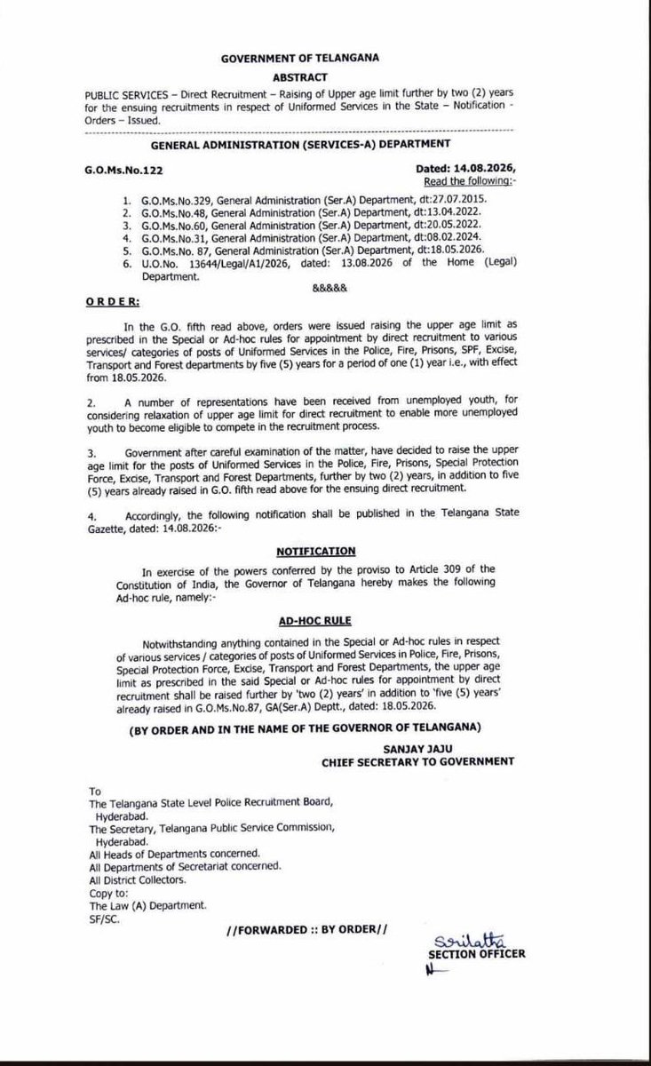 Rajeshlucky22's tweet photo. Aspirants asked for one more chance. @revanth_anumula Anna made sure age wouldn’t stand between them and the uniform. 👮‍♂️🔥

Telangana Police recruitment gets 
A 2-year age relaxation-
Constable up to 34, 
SI up to 37.

For thousands, the dream is alive again.

#TSLPRB #Telangana https://t.co/7G5v3t2CCG