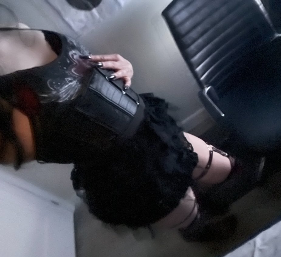 Moolky647's tweet photo. If you like this post you’re MINE now 💕 :3 
#femboy #puppyboy #twink https://t.co/VyjKpyposU