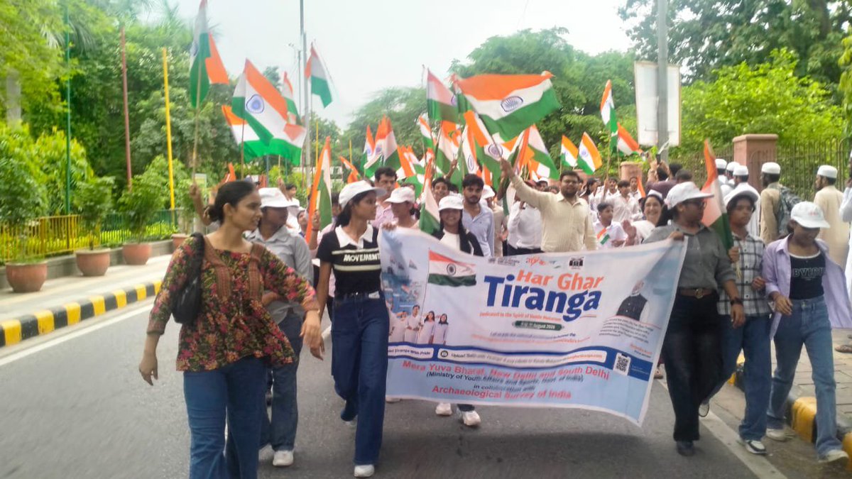 MYBharatND's tweet photo. Spreading Awareness about Har Ghar Tiranga Campaign by organising  rally in new delhi district
#mybharatHQ https://t.co/STWEX9z667