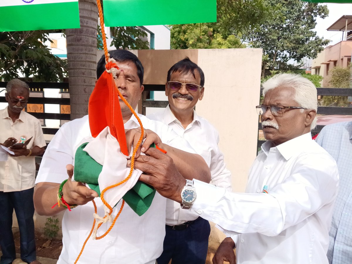 jagadeesh_jas's tweet photo. இன்று 80வது சுதந்திர தின விழாவை முன்னிட்டு மணிகண்ட நகர் குடியிருப்போர் நல சங்கத்தின் சார்பாக சுதந்திர தின விழா சிறப்பாக கொண்டாடப்பட்டது. https://t.co/pTisjgEUeq