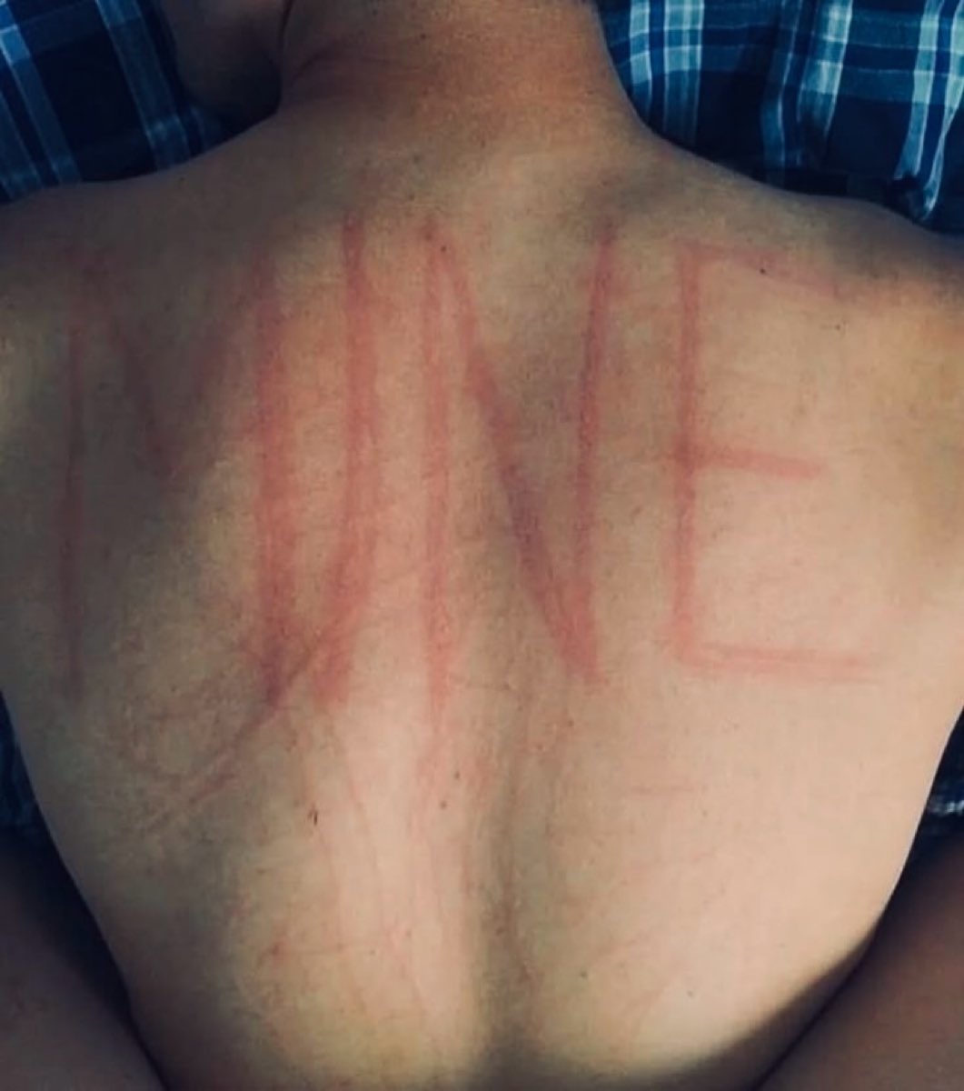monicasdiary1's tweet photo. can i do this to you? 🥺 https://t.co/xpVmKaQsR6