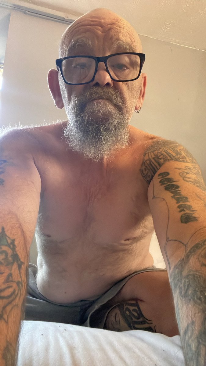 Alexanderr48r's tweet photo. It's to hot and I can't take anything else of🥰🥰 https://t.co/uVcbLHyLKm