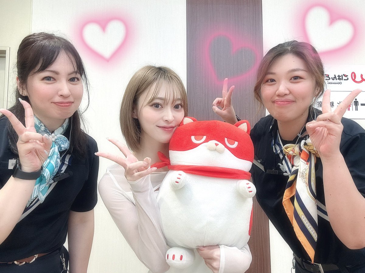 こんちMII💜 今日は えりちょんぴさん (@DMM_erichonpi ) 来店されて