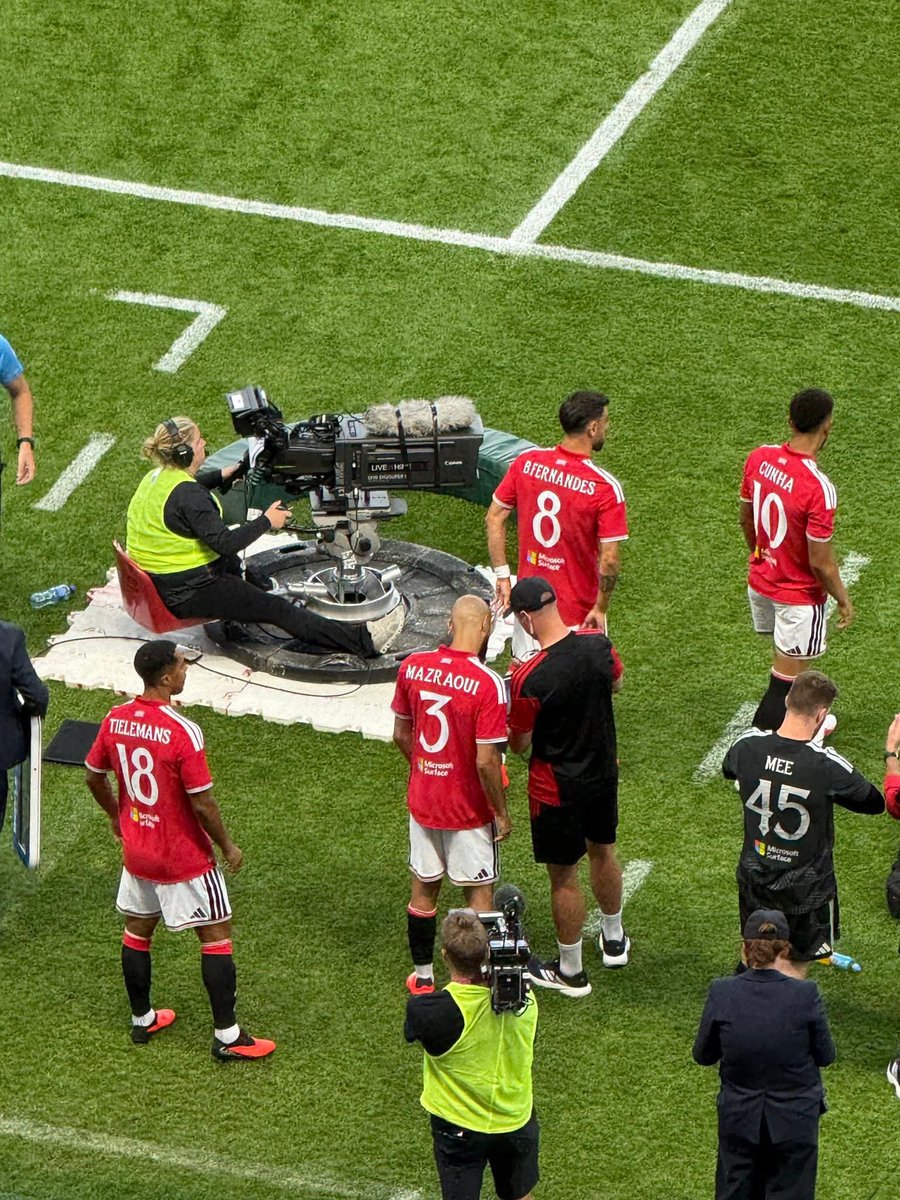 tchato18's tweet photo. 🚨🚨🚨𝙐𝙋𝘿𝘼𝙏𝙀 💥
Today We face @ruben amorim, Our old 'friend'😜😅
AC Milan  VS Manchester United  friendly

He must know the Carrick ball🤗😂😂
#manchesterunited #ACMilan 

What you did like or dislikes about @Amorim?
#MUNFC #MANUTD #GGMU💪💥🔥❤️💯 https://t.co/RXriW2TPm5