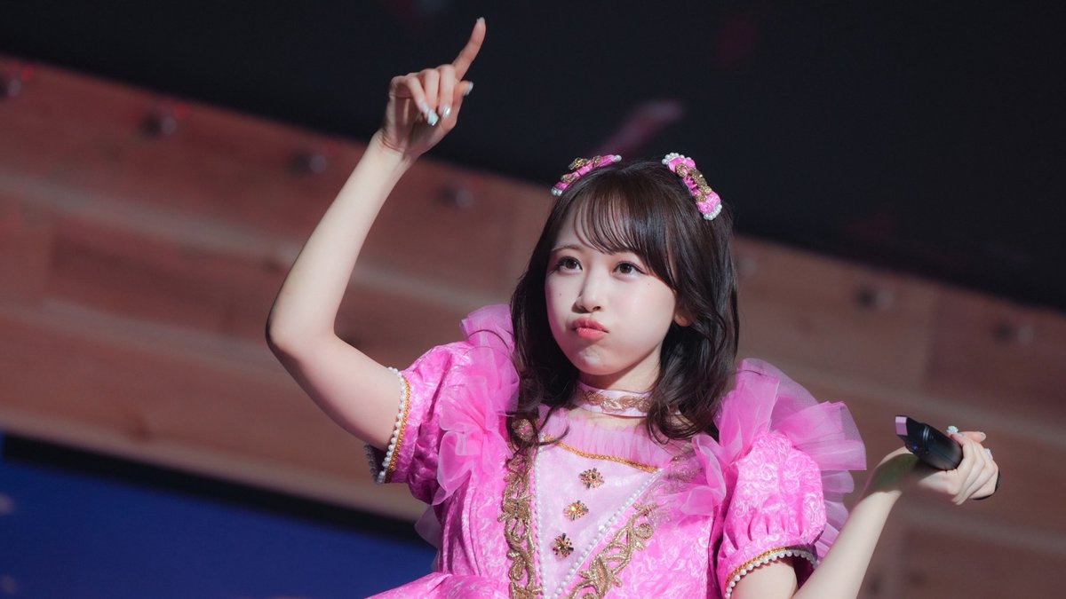 FRUITS_ZIPPER's tweet photo. どっちにしようか迷った時にご利用ください♡
(こっちかなーいやこっちかなーみたいな🤭)

🩷松本かれん @karen_fz0328 

#FRUITSZIPPER #フルーツジッパー https://t.co/q29vEj3kGv