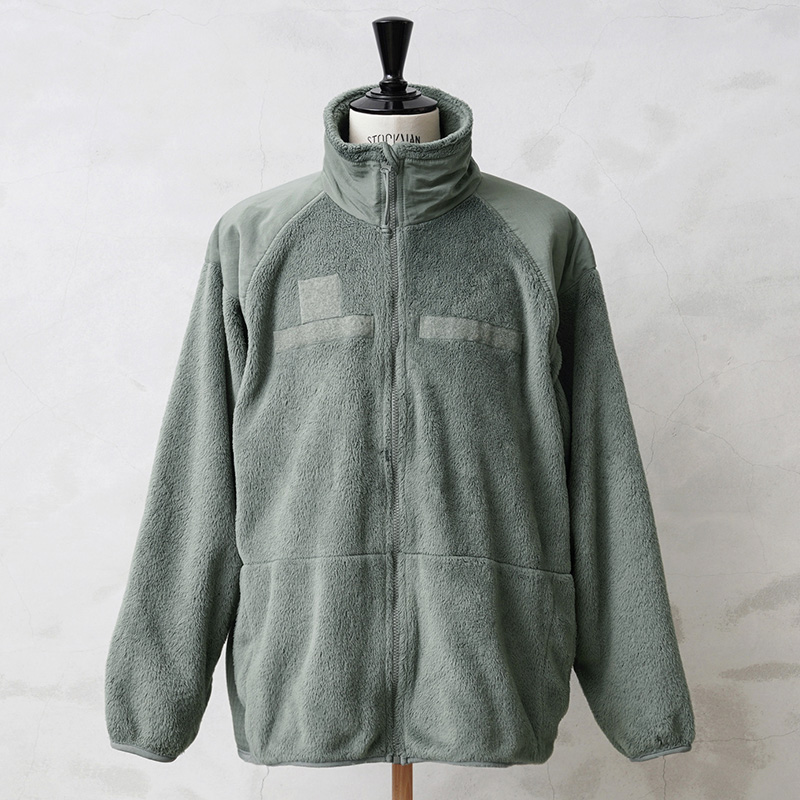 avifuji's tweet photo. 米軍放出品 ECWCS Gen3 POLARTEC
（ポーラテック） フリースジャケット

非常に人気が高く、世界的にも高騰傾向の米軍実物のECWCSシステムGEN 3 フリースジャケットが入荷しました。

ECWCSは1986年に米軍が制式採用した拡張式寒冷地被服システムと呼ばれるレイヤリングシステムです。 https://t.co/q3oCDN64u5