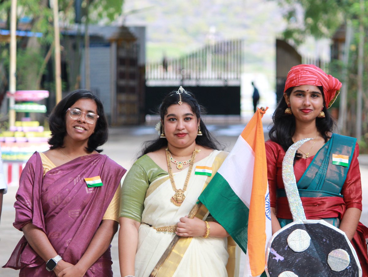 VPMM_Official's tweet photo. 🇮🇳✨ 80th Independence Day Flag Hoisting Ceremony ✨🇮🇳

A proud and patriotic celebration at VPMM Group of Institutions! ❤️���💚

Together, we celebrated the spirit of freedom, unity, and our great nation with pride.

🇮🇳 Jai Hind! 🇮🇳

#IndependenceDay #FlagHoisting https://t.co/lHa8eIhnWo