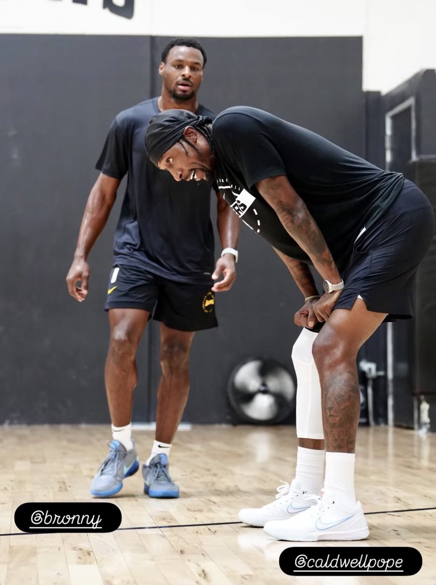 BronsMindset's tweet photo. Bronny and KCP in the gym together 👀

via: @CaldwellPope / IG https://t.co/LmZ0Vz4pOW