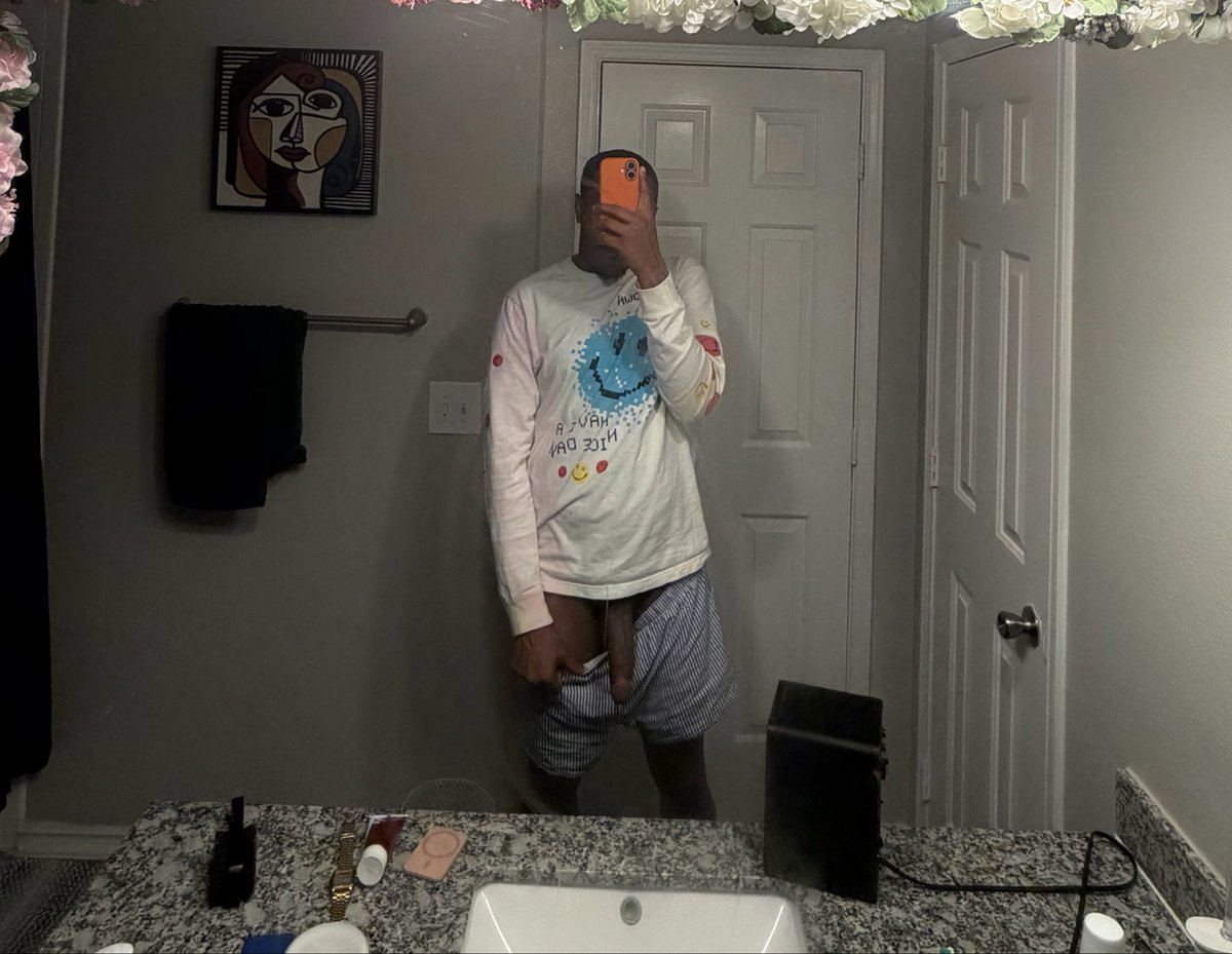 HTXbadboy's tweet photo. can’t sleep, wby. https://t.co/hfXZEVTJGp