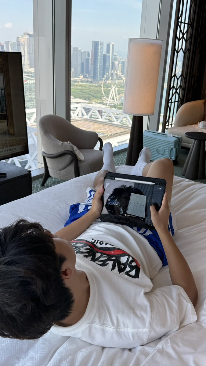 yang10172005's tweet photo. 缺条小狗 #1s #体育生 #男大 https://t.co/xb0hVFjbdG