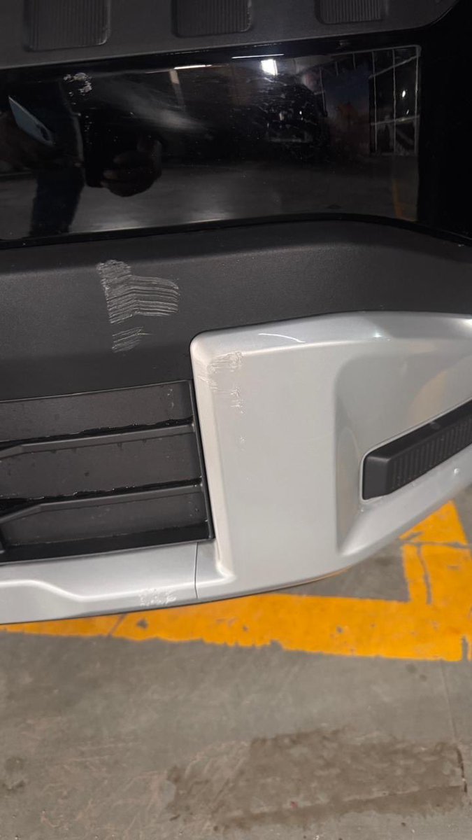 Purusho08223217's tweet photo. @KiaInd Car purchased on 17 June was delivered with a damaged front bumper. Kia promised to replace it, but 2 months later there’s still no solution. Service Manager won’t answer calls, staff give excuses, and my time is wasted. Very disappointing service. #KiaIndia #kia https://t.co/L6Ze4ERPz0