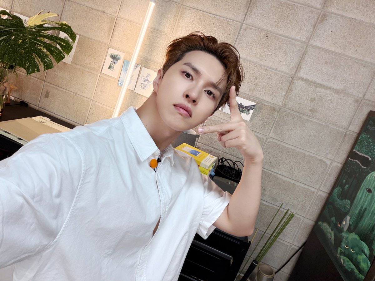 S27M_official's tweet photo. 260814 #마이금희

@jaehwany0406
#이재환 #LeeJaeHwan #켄 #KEN 
#S27M #에스이십칠엠 https://t.co/GjfNVjkPMm