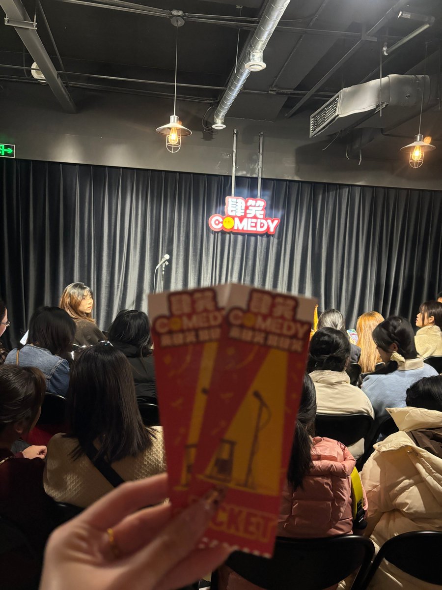 constantatq's tweet photo. Just told a dad joke about bread at the show—half the crowd groaned, the other half handed me actual bread. Guess I’m now the official stand-up baker of this city. , https://t.co/WD8gE9l86W