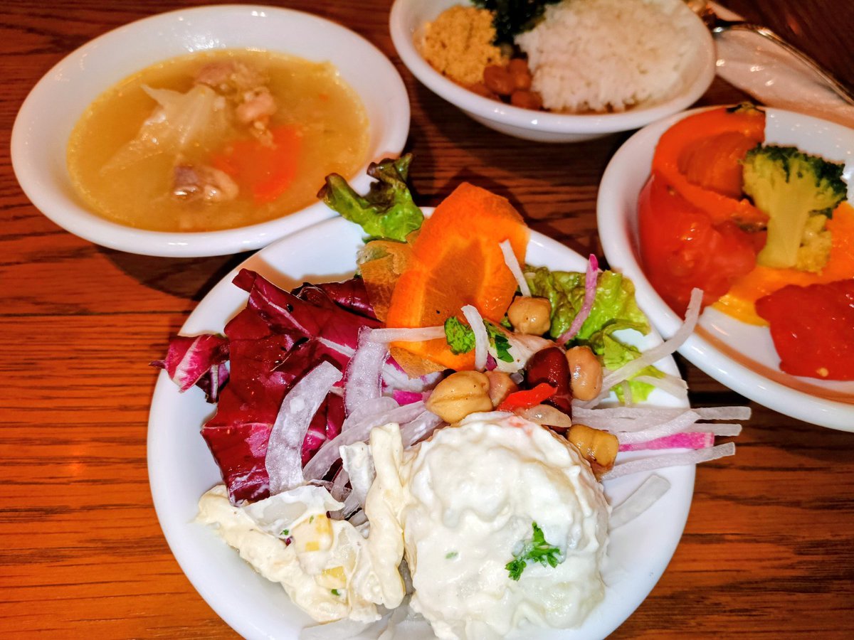 guribird's tweet photo. 【お得活動】
RIO GRANDE GRILL恵比寿にてランチタイムでチキンのグリルとサラダバー食べ放題をいただきました。税込1450円をクリエイト・レストランツの優待でお支払い。恵比寿ランチにしてリーズナブル😳
チキングリルがこんなに美味しいのだから今度は日替わりビーフにしてみます！ https://t.co/4ilCv3NSpV