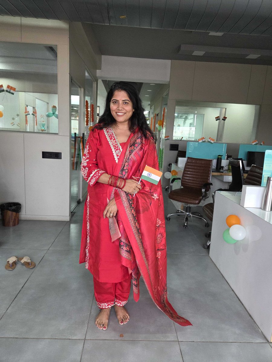 DecipherZone's tweet photo. Happy Independence Day! 

Celebrating the spirit of freedom, unity, and pride that makes our nation truly special. 

Jai Hind! 

#HappyIndependenceDay #स्वतंत्रता_दिवस #IndependenceDay #15August #JaiHind #ProudIndian https://t.co/wAtcB0ooA8