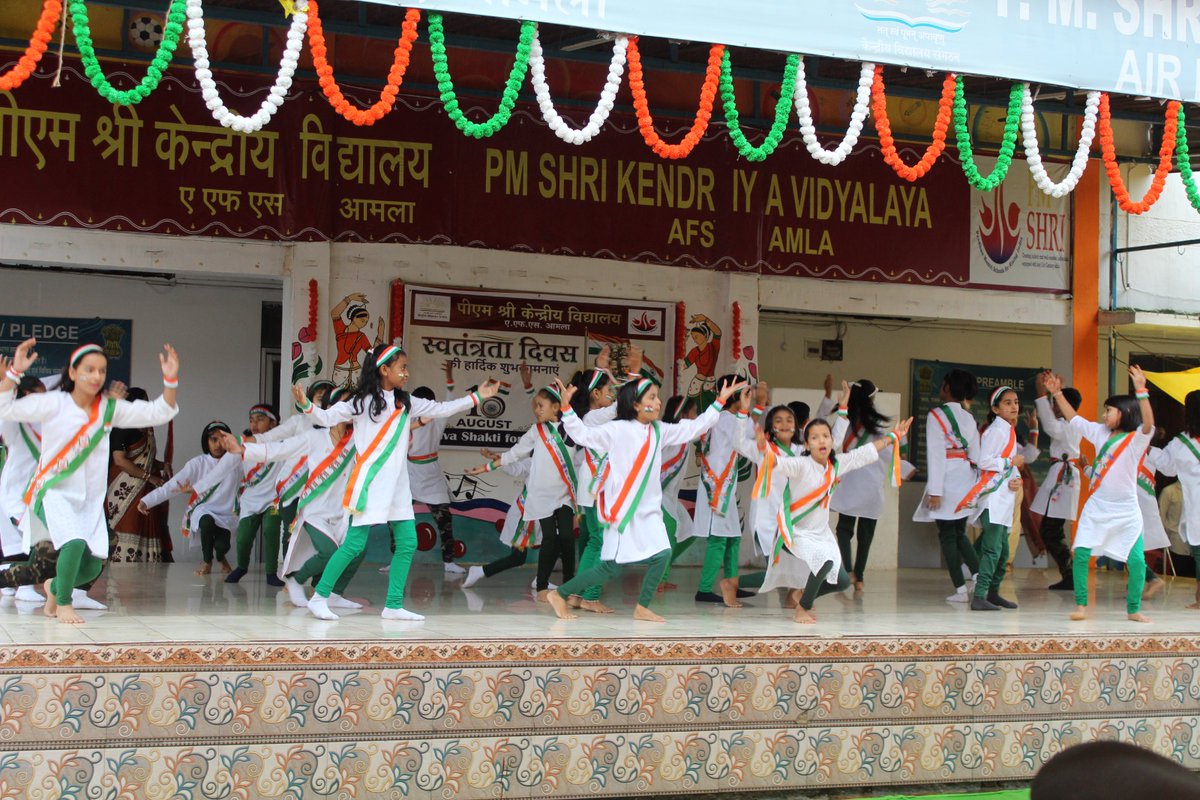 AmlaKv's tweet photo. 🇮🇳 80वाँ स्वतंत्रता दिवस समारोह | PM SHRI KV AFS Amla 🇮🇳
आज पीएम श्री केन्द्रीय विद्यालय वायु सेना स्थल, आमला  में 80वाँ स्वतंत्रता दिवस देशभक्ति, उत्साह एवं गौरव के साथ मनाया गया। https://t.co/uHUHMJvGo4