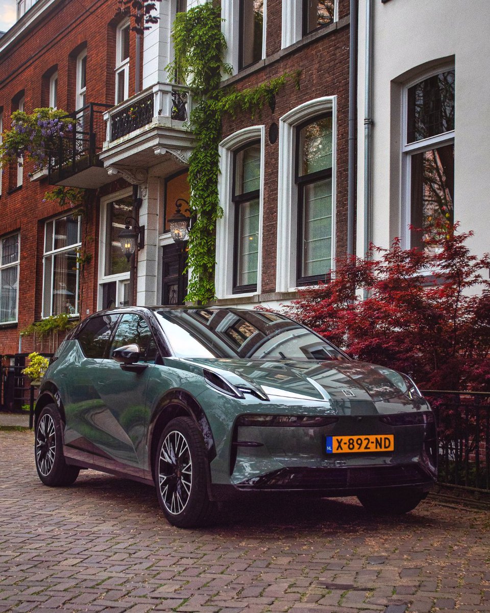 Zeekr_Europe's tweet photo. Where design meets everyday life.

Zeekr X Energy consumption (combined): 17,3 – 16,4 kWh/100km (WLTP); CO2 emissions (combined): 0 g; CO2 class: A.
#Zeekr #ZeekrEurope #ZeekrX #EV #ZeekrPerformance https://t.co/ZXFa2JhbMQ