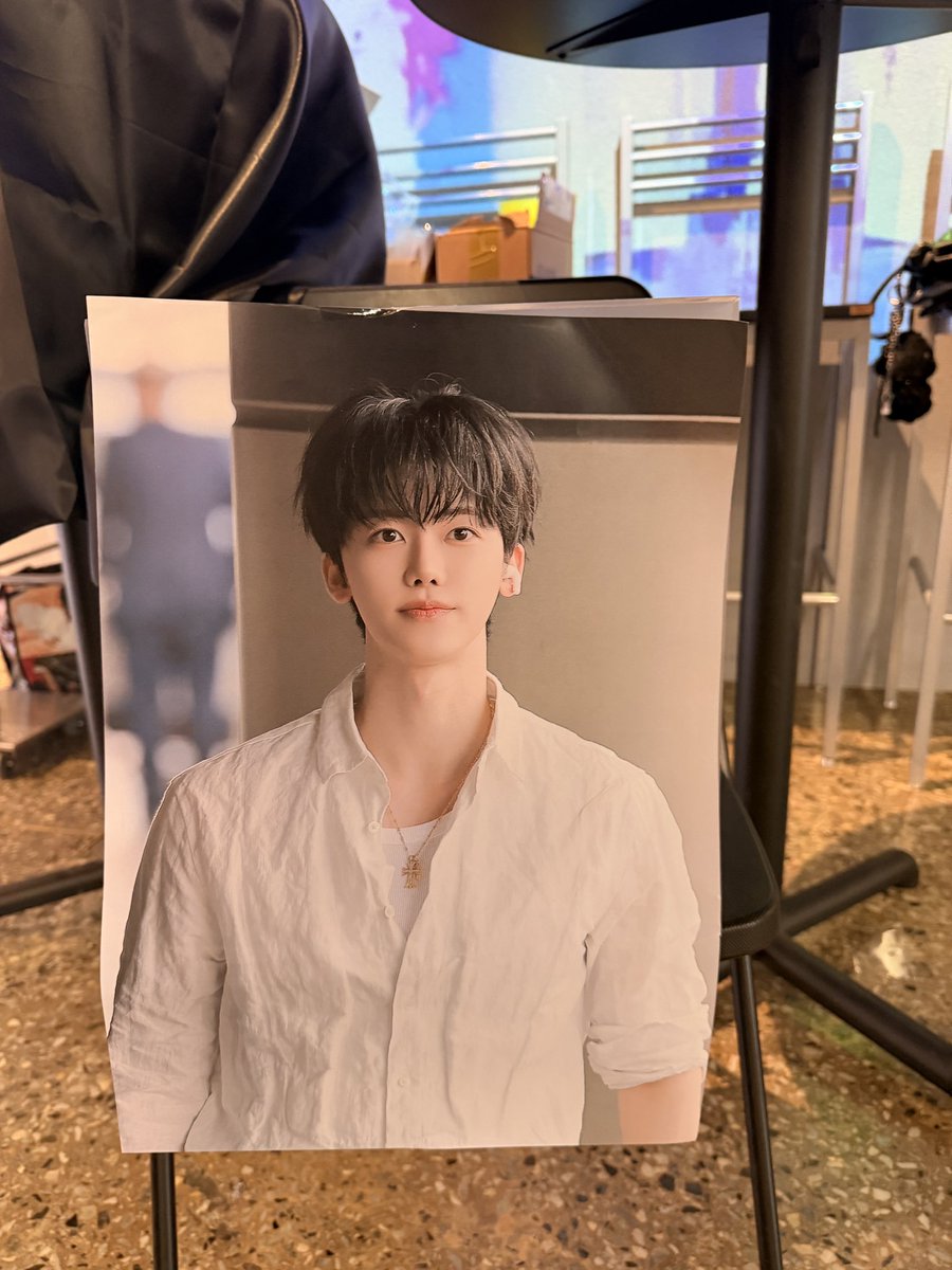 BOTHSIDES0813's tweet photo. 시크릿 럭키 드로우도 진행 중입니다! 많은 관심 부탁드려요!!

#BOTHSIDES #Cameras_Catching_EveryAngle
#재민 #JAEMIN #NCTDREAM https://t.co/AmzgXqXJC8