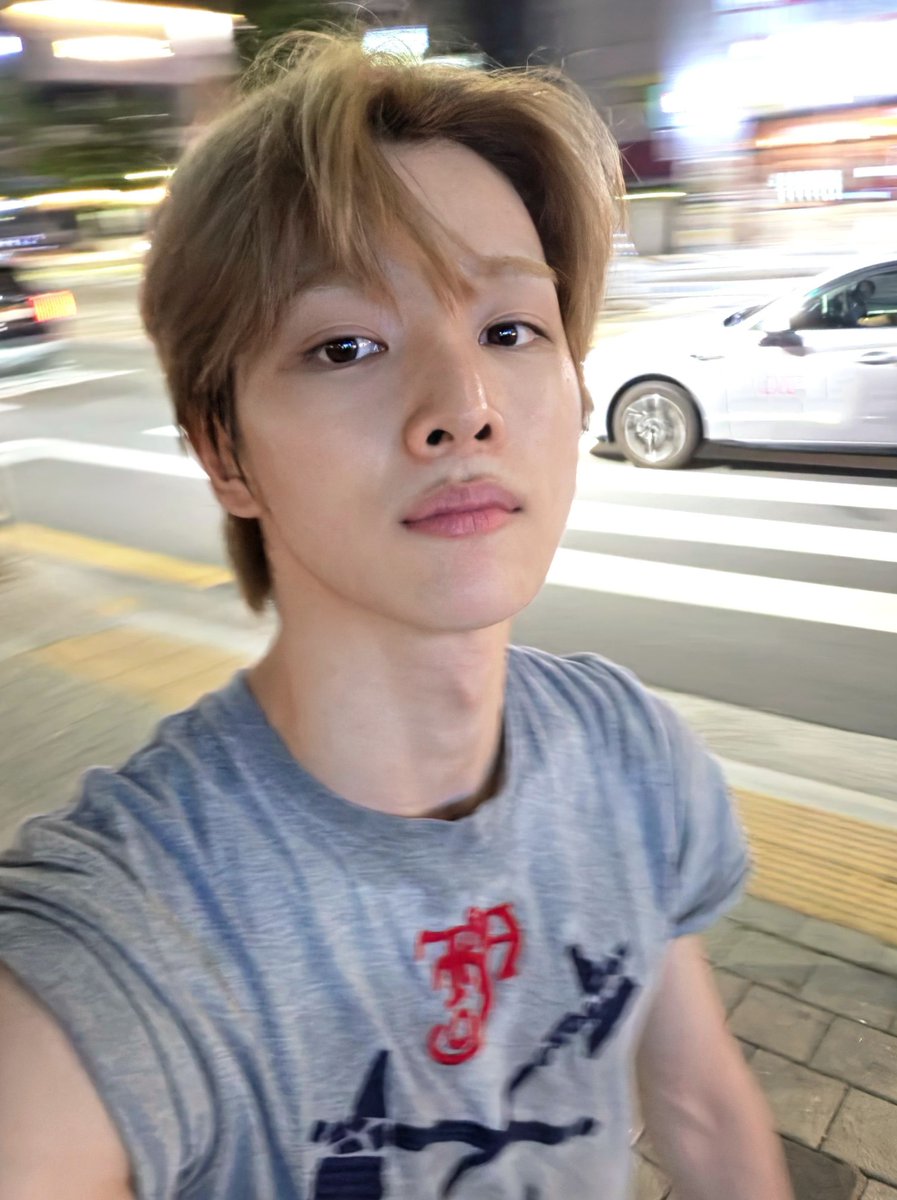 kumosungs's tweet photo. อห กรุตราย พี่บี๋โคตรหล่อ ㅠㅠㅠㅠㅠㅠㅠㅠ https://t.co/AsH44C2KX7