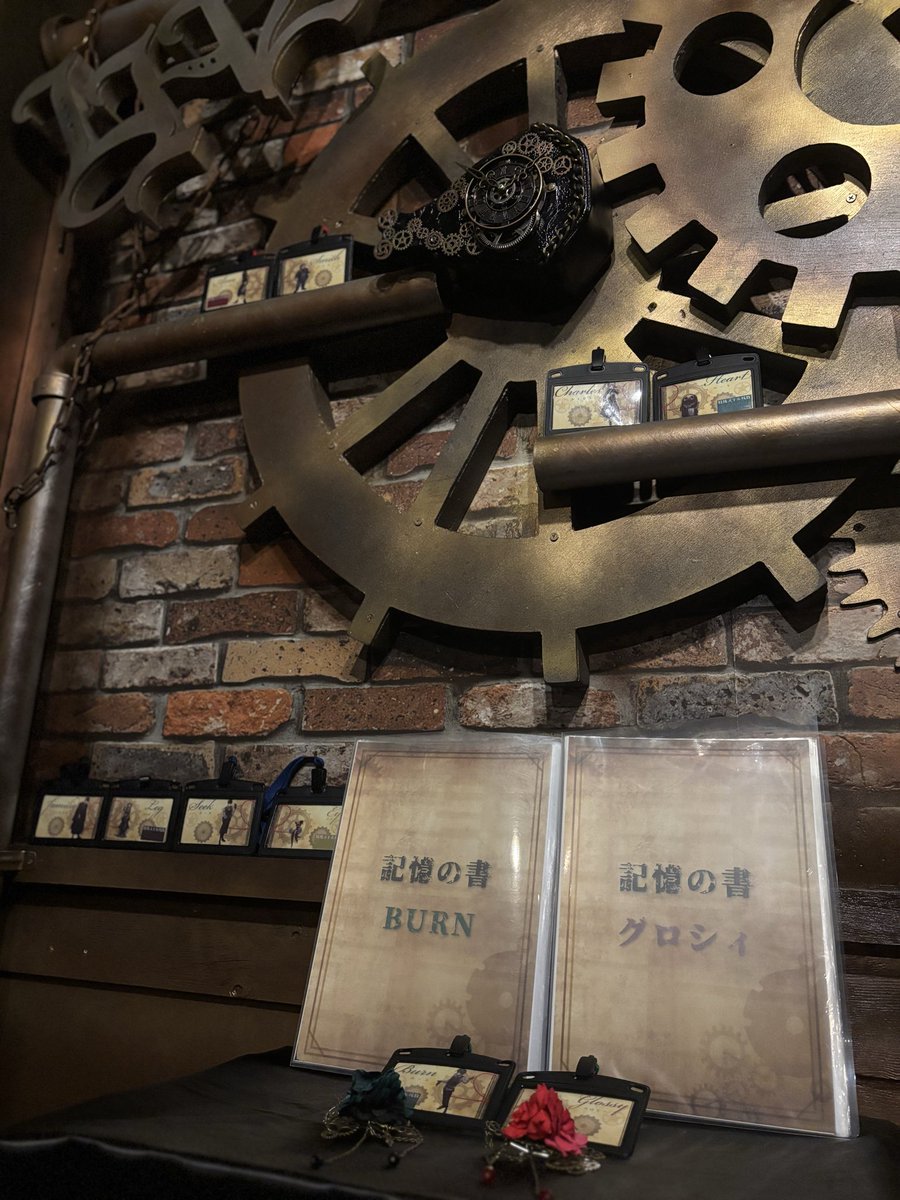 momo_tantei's tweet photo. LH2 オーパーツ体験会

グロシィ＆BURNとして参加してきました⚙️
これがっっっ…オーパーツ体験会😭😭😭
とても良かった…。
3年の時を経て、もう一度グロシィとして生きられて幸せでした。
BURNやってくれたまかろん、GMへむへむさんに最大の感謝!!!

『BURN、世界で1番愛してるわ🥰🫰！』
 #LH2
 #オーパーツ体験会