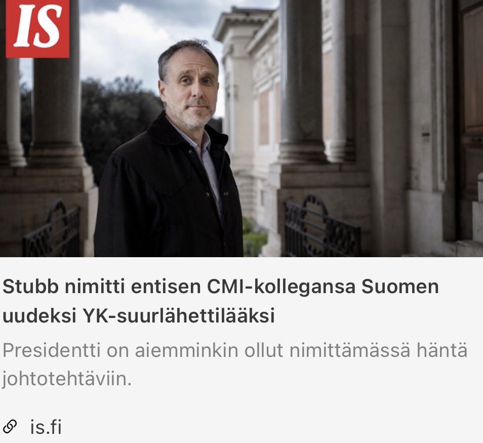 HuhtasaariSaara's tweet photo. Stubb nimitti entisen CMI-kollegansa YK-suurlähettilääksi.

Sama kuvio jatkuu. Ensin poika Oliver valittiin Ulkopoliittisen instituutin harjoittelijaksi ohi kokeneempien maisterivaiheen hakijoiden, vaikka hän oli vasta ensimmäisen vuoden opiskelija eikä täyttänyt kaikkia kriteereitä. Nyt isä nostaa oman entisen organisaationsa toimitusjohtajan Suomen pysyväksi edustajaksi YK:n New Yorkiin.

Siinä se taas on, selkeänä päivänvalossa. Ei avointa kilpailua, ei laajaa hakua, ei näyttöä siitä, että paras mahdollinen olisi valittu. Vain tuttu mies samasta piiristä.

Nepotismi on ottanut vahvan jalansijan Suomen politiikassa. Ei muutosta aikaisempiin valtiomiehiin. Sama verkosto pyörii, samat nimet kierrätetään, samat säätiöt ja hallituspaikat toimivat ponnahduslautana. Nepotismi ei ole poikkeus. Se on maan tapa.