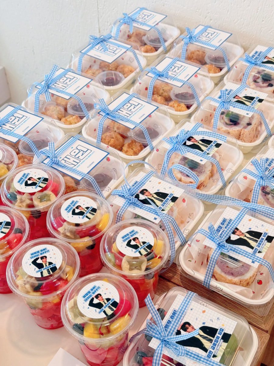 gotta_jaewon's tweet photo. 바쁘게 보내고 있는 재원이의 하루를 조금이라도 더 달콤하게 만들어줬길 바라며( ˆ͈̑꒳ˆ͈̑ )੭♡ https://t.co/m7JYHxImCj
