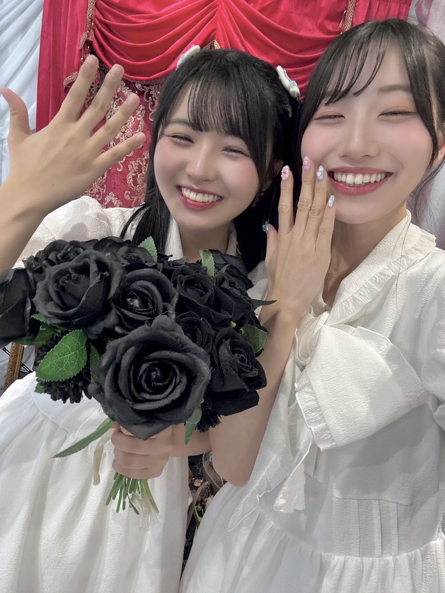 yunachidayo_'s tweet photo. ありさま🐜
昨日は6時間ほどおしゃべりデートしたよ🍻🍻🍻

ゆなちが御手洗行ってる間に会計してくれてて(現実でそんなことあるんだ😳)、イケメンすぎて惚れた😭✨️
あり姉ご馳走様です😋🥄

〜ウエディングフォトチックな写真を添えて〜
 #プロジェクトリープ https://t.co/E84xdk958r