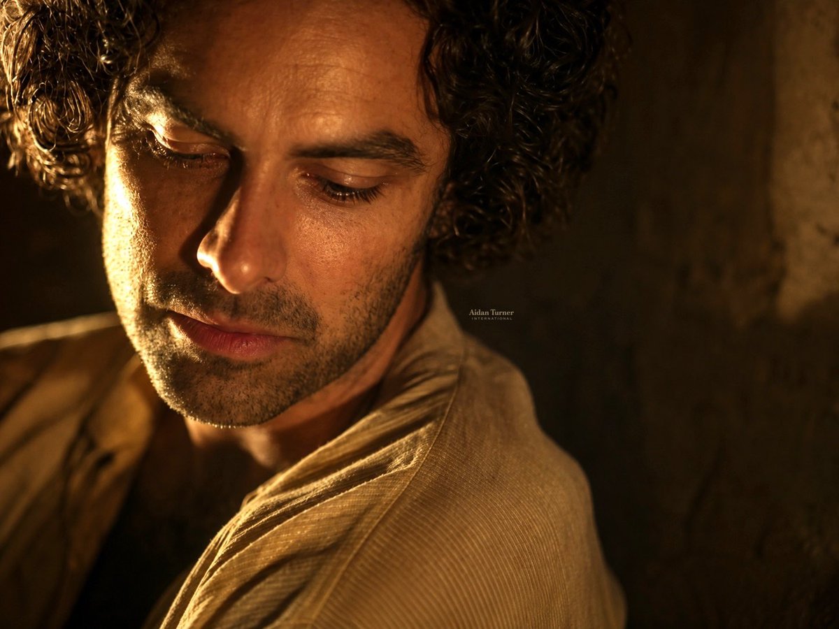 FrancineDupre's tweet photo. Aidan Turner 
Leonardo the series 
My new screenshots, taken from my latest video featuring Leonardo and Caterina de Cremona.
A wonderful series 
#Aidanturner #Leonardotheseries #Caterinadecremona #Aidanturnerinternational https://t.co/jlgDsmTVHB