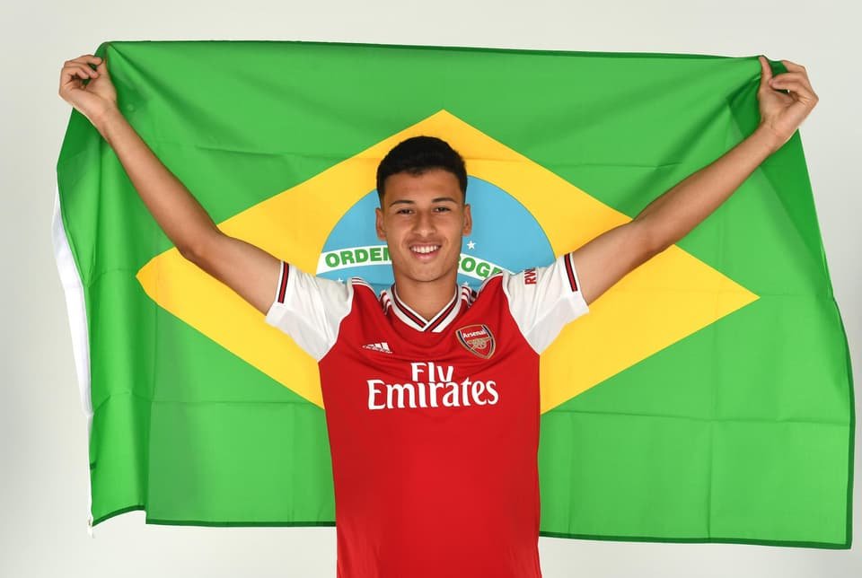 Gregor_Kulik's tweet photo. Der einzige Spieler, der ein Upgrade zu El Mala wäre, ist Gabriel Martinelli. Er hat gestern Galatasaray abgesagt. Vertrag nur bis 2027. Er wäre ein Spieler, der sofort einschlagen würde. Alle anderen Kandidaten sind gute Fußballer, jedoch ein Downgrade zu Said El Mala. #BVB ⬛️🟨 https://t.co/9NMAUgHHZw