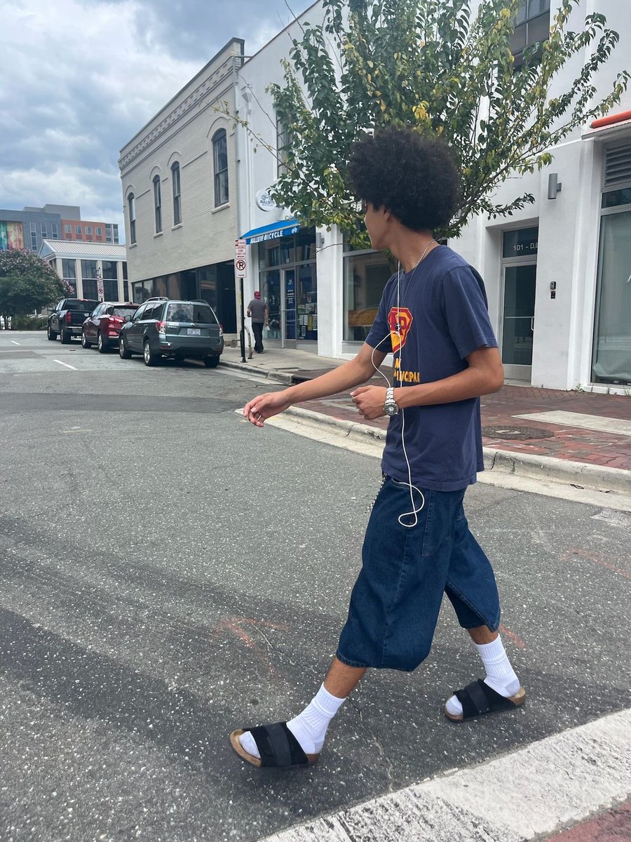 o5cent's tweet photo. Jorts on slides >>> https://t.co/IH57R7q8yh